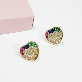 Brinco Coração Baguete e Microzirconias