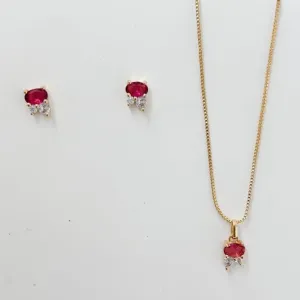 Conjunto Cristal e Vermelho