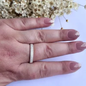 Anel 1/2 Aliança Cravejada