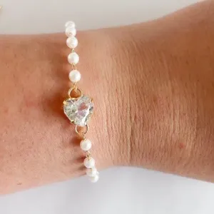 Pulseira Perola e Coração Zirconia