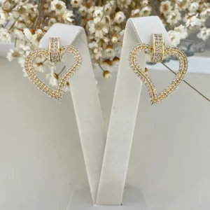 Brinco Coração Cravejado Luxo
