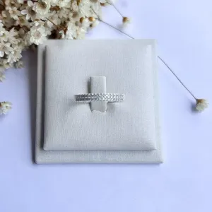 Anel 1/2 Aliança Cravejada