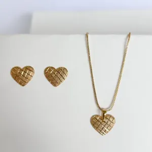 Conjunto Coração Riscos Quadrados