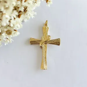 Pingente Cruz com nó