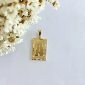 Pingente Letra Quadrada