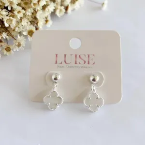 Brinco Pendente Trevo Branco