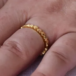 Anel Sequência Mini Corações