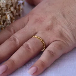 Anel Triangulo com Bolinhas