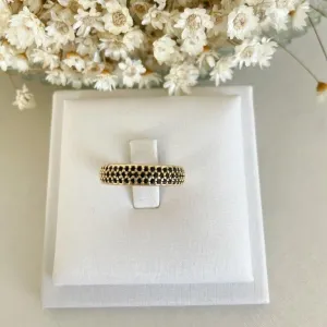 Anel Meia Aliança Cravejada