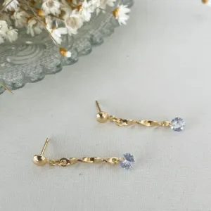 Brinco Fio Torcido e Zirconia