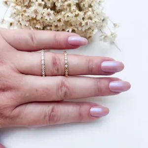 Anel Mini Esferas e Zirconias