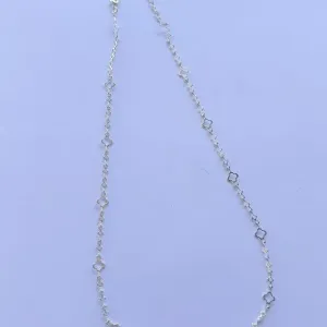 Colar  Mini Trevo 50cm