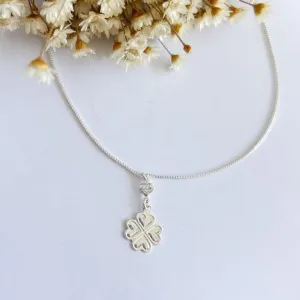 Colar Pingente Trevo