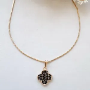 Colar Trevo Cravejado