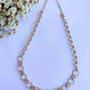 Colar Circulos e Cristais