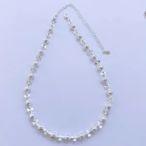 Colar Chocker Pérolas e Laços