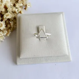Anel Triangulo Prata
