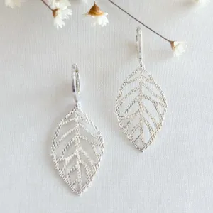 Brinco Argola Folha Vazada