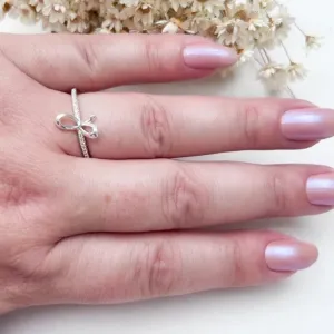 Anel Laço Liso e Microzirconias