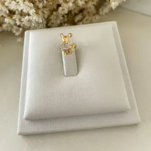 Brinco Piercing Gota e Microzirconias