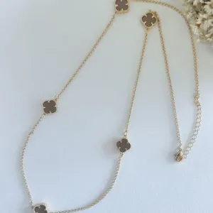 Colar Trevo Mocha Mousse 60cm
