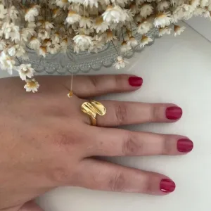 Anel Copo de Leite Fechado