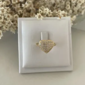 Anel Coração Cravejado