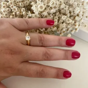 Anel Ponto de Luz Cravação Inglesa