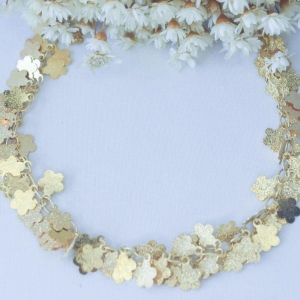 Colar Chocker Mini Flores