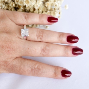 Anel Zirconia Quadrada 8mm