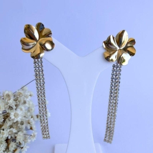 Brinco Flor Correntes Zirconias na Tarraxa