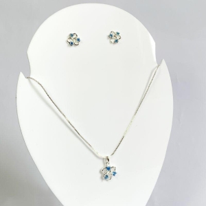 Conjunto Corações e Zirconias Azuis Prata