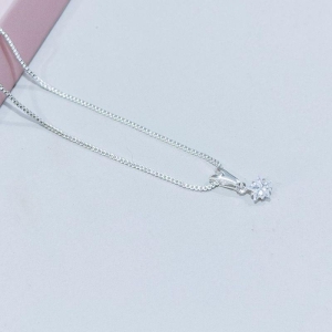 Colar Pingente Estrela de Luz Prata