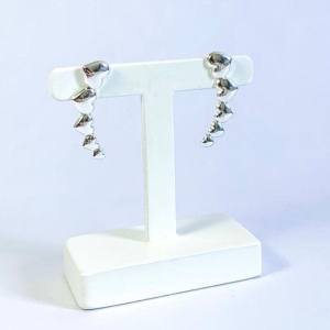 Brinco Ear Cuff Corações Prata