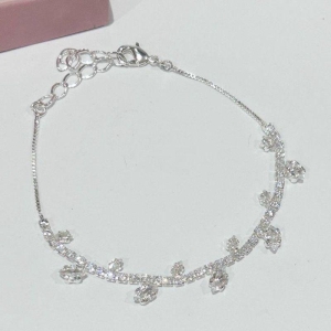 Pulseira Riviera Cristal com Pétalas Prata
