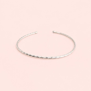 Pulseira Bracelete Fio Torcido Reto