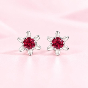Brinco Flor com Zirconia ao Centro Prata
