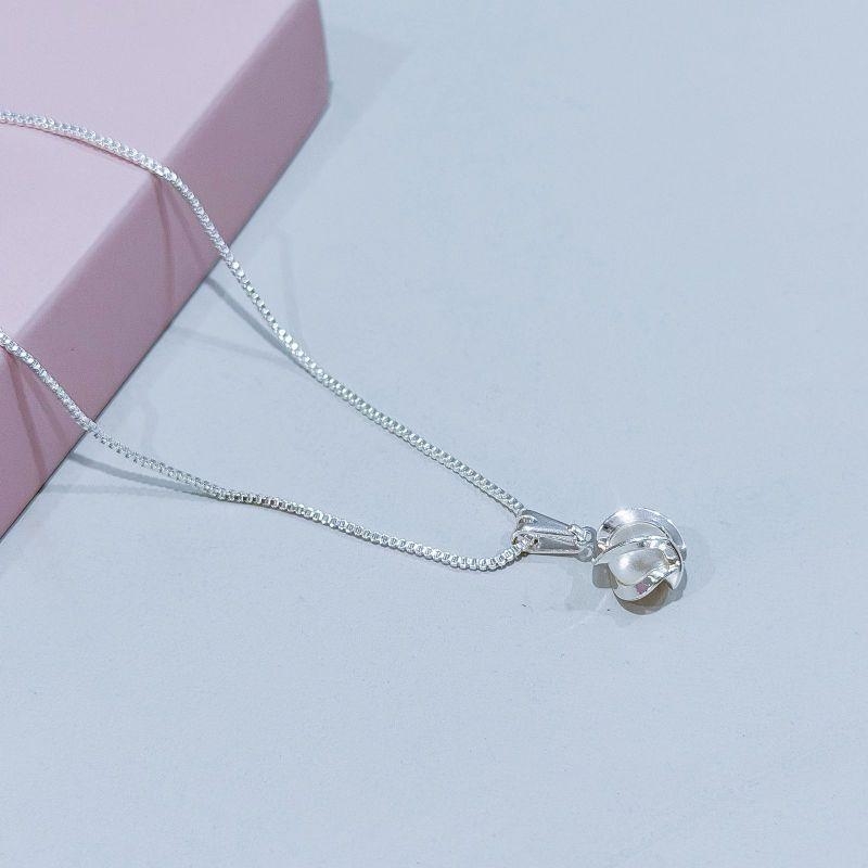 Colar Pingente Pérola Aramada Prata