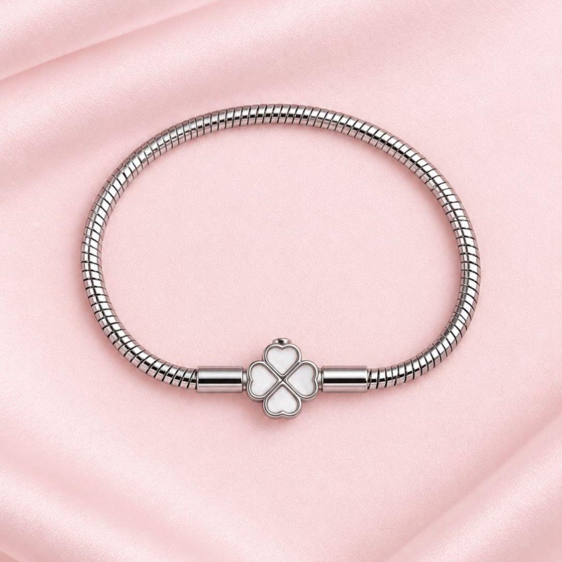Berloque Pulseira Fecho Trevo