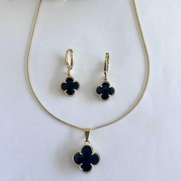 Conjunto Trevo Brinco Click
