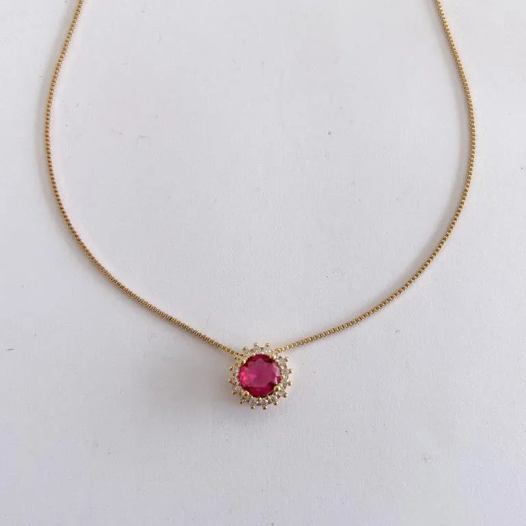 Conjunto Redondo Vermelho Cravejado