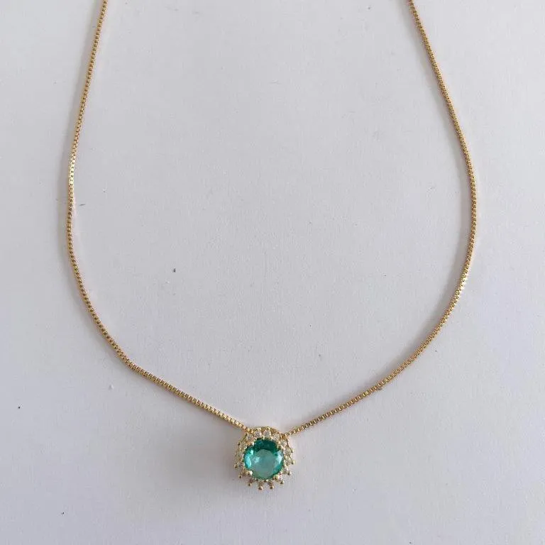 Conjunto Redondo Verde Cravejado
