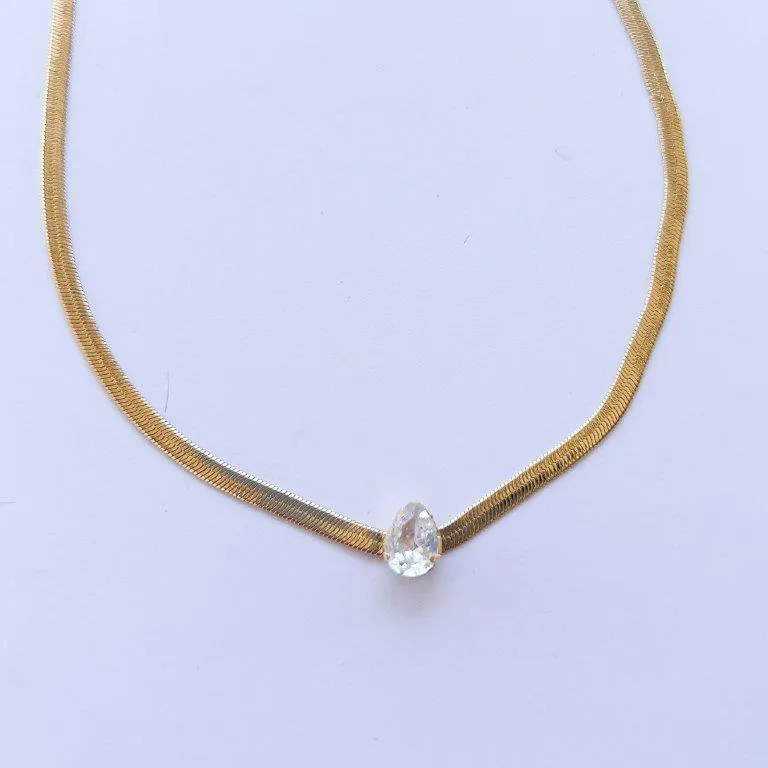 Colar Chocker Fita e Gota Zirconia