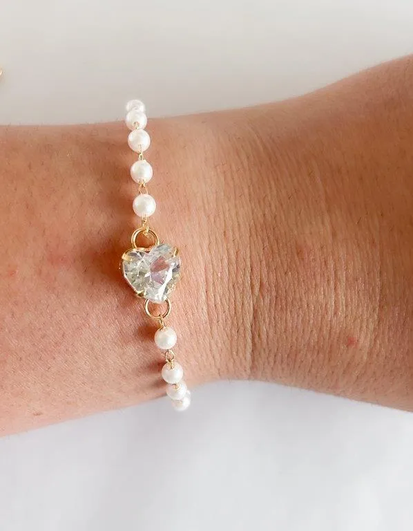 Pulseira Perola e Coração Zirconia
