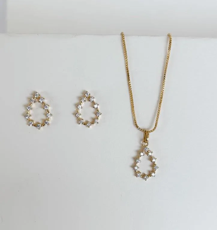 Conjunto Gota Vazada Cristal