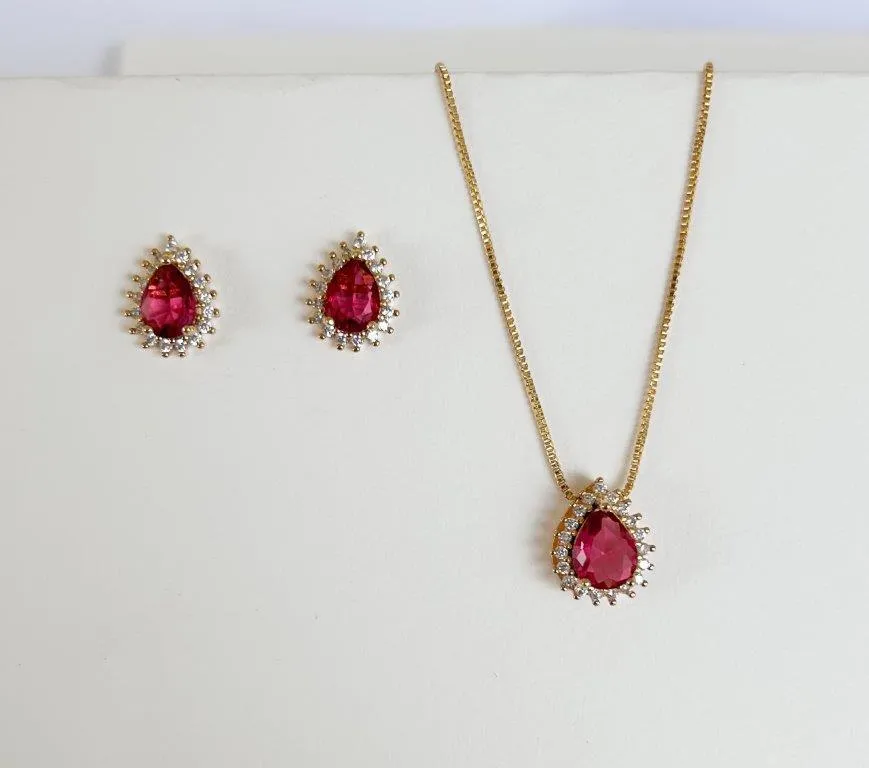 Conjunto Gota Vermelho Cravejado
