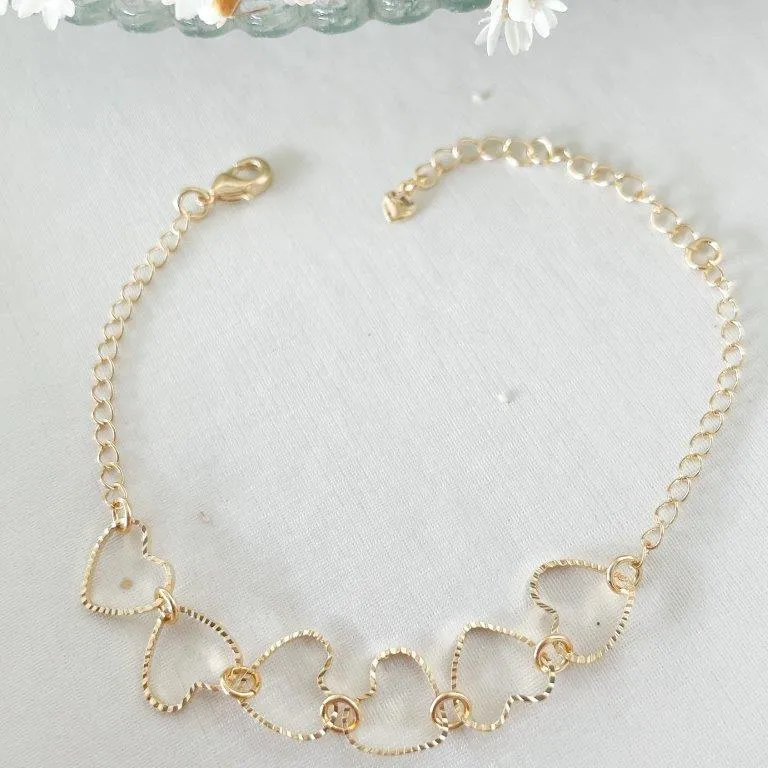 Pulseira 6 Corações