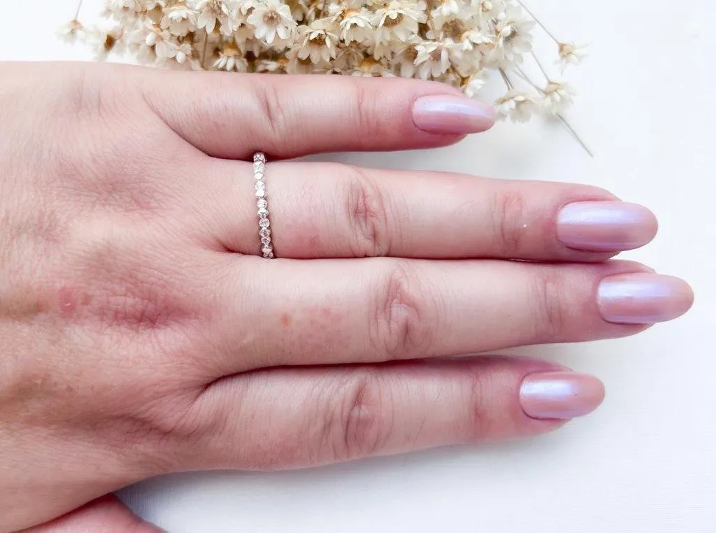 Anel Mini Esferas e Zirconias