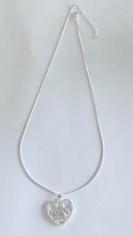 Colar Coração e Pata Cravejada