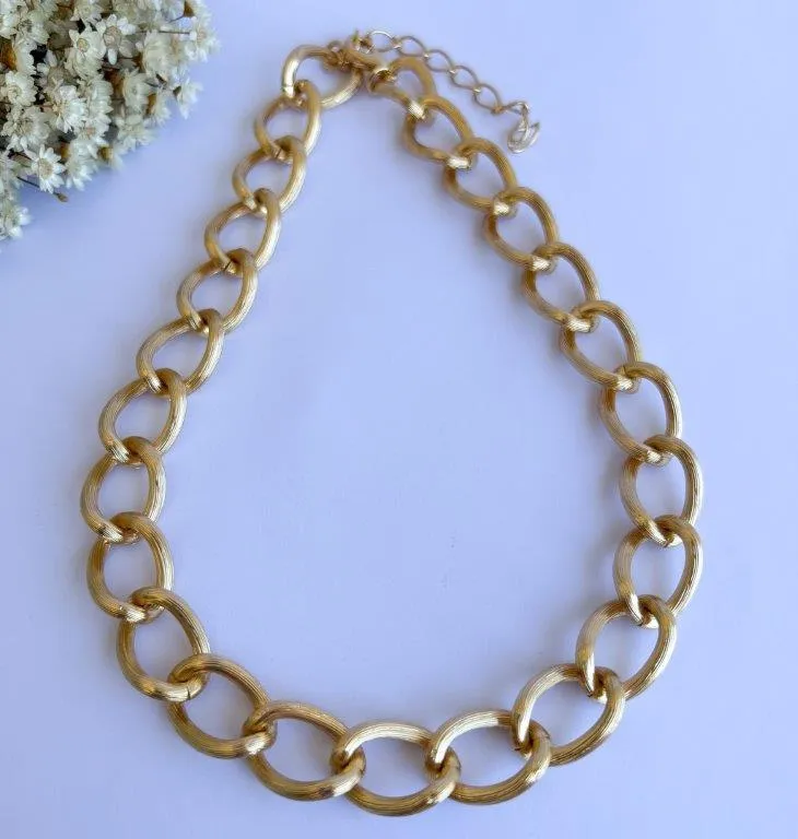 Colar Chocker Elos Grossos Listrado